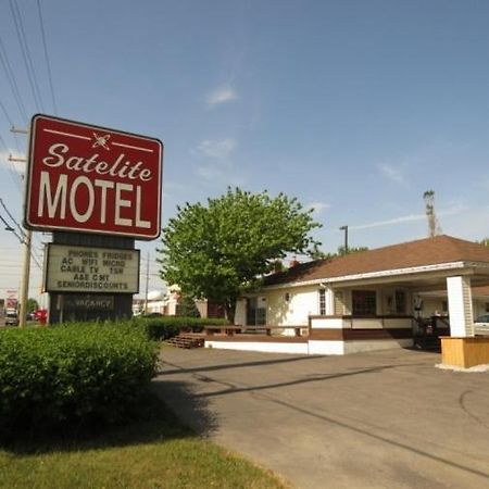 Satelite Motel Sault Ste. Marie Bagian luar foto